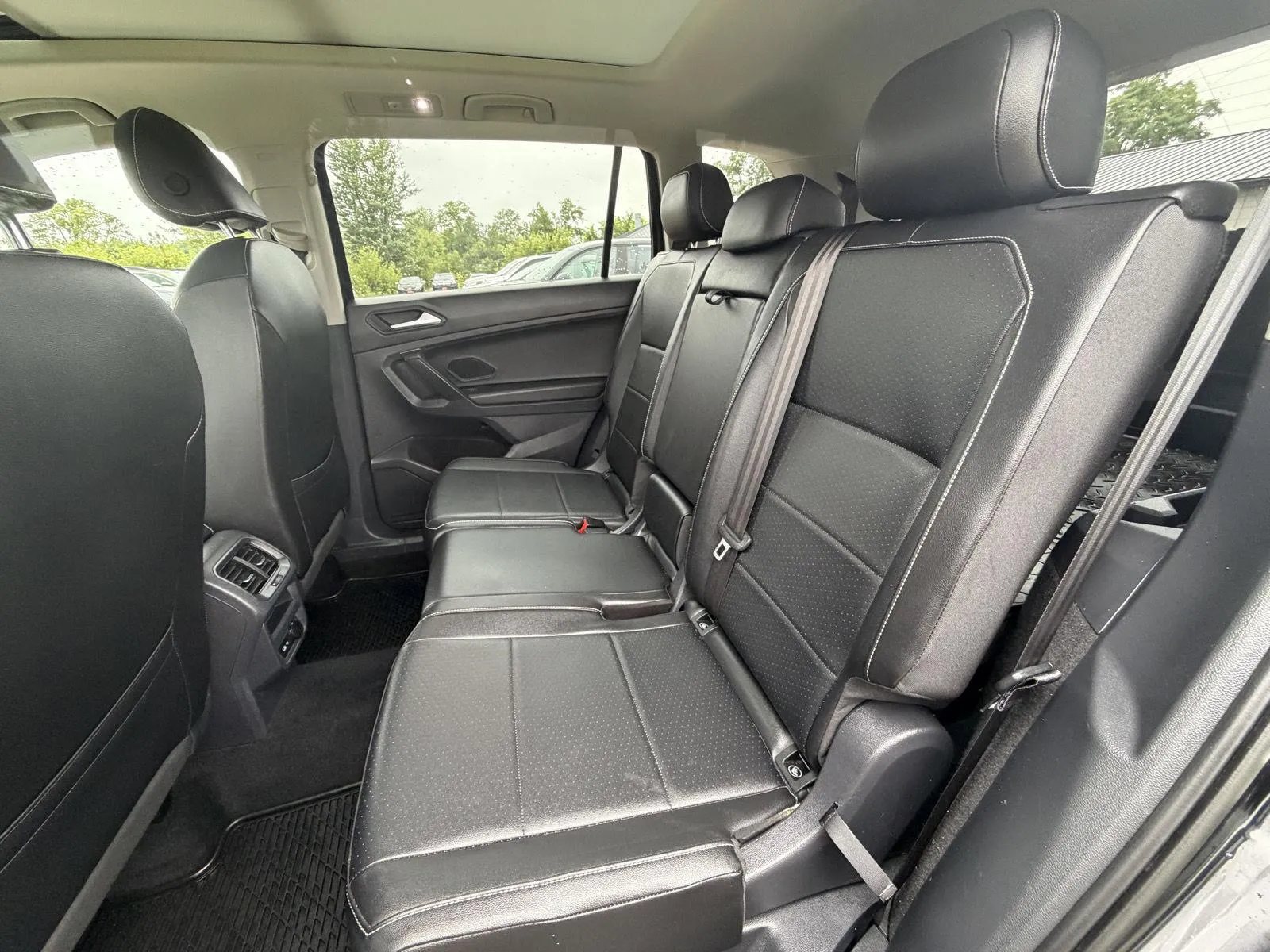 Volkswagen Tiguan photo 16