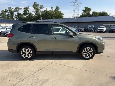 More photos of 2019 Subaru Forester Premium at Houdek Auto Center, IA