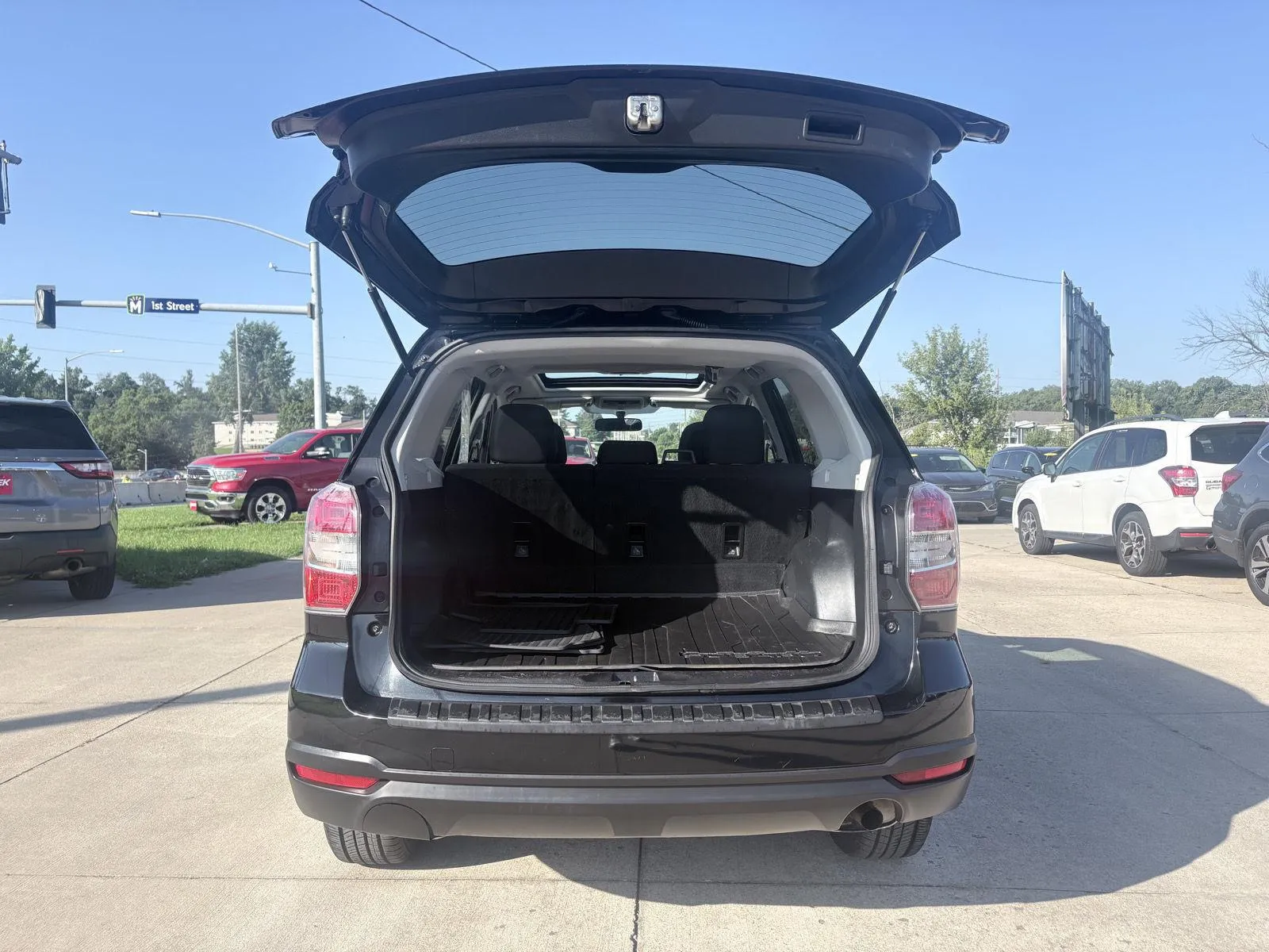 Subaru Forester photo 8