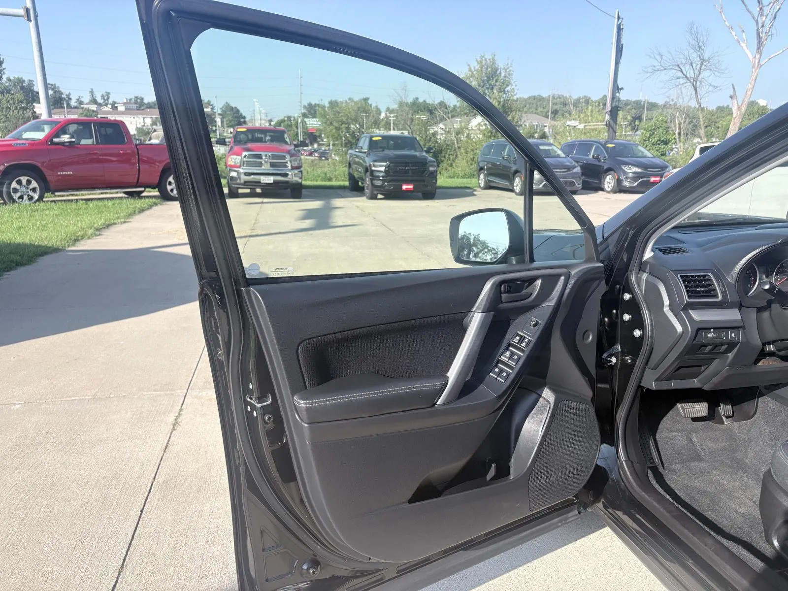 Subaru Forester photo 10