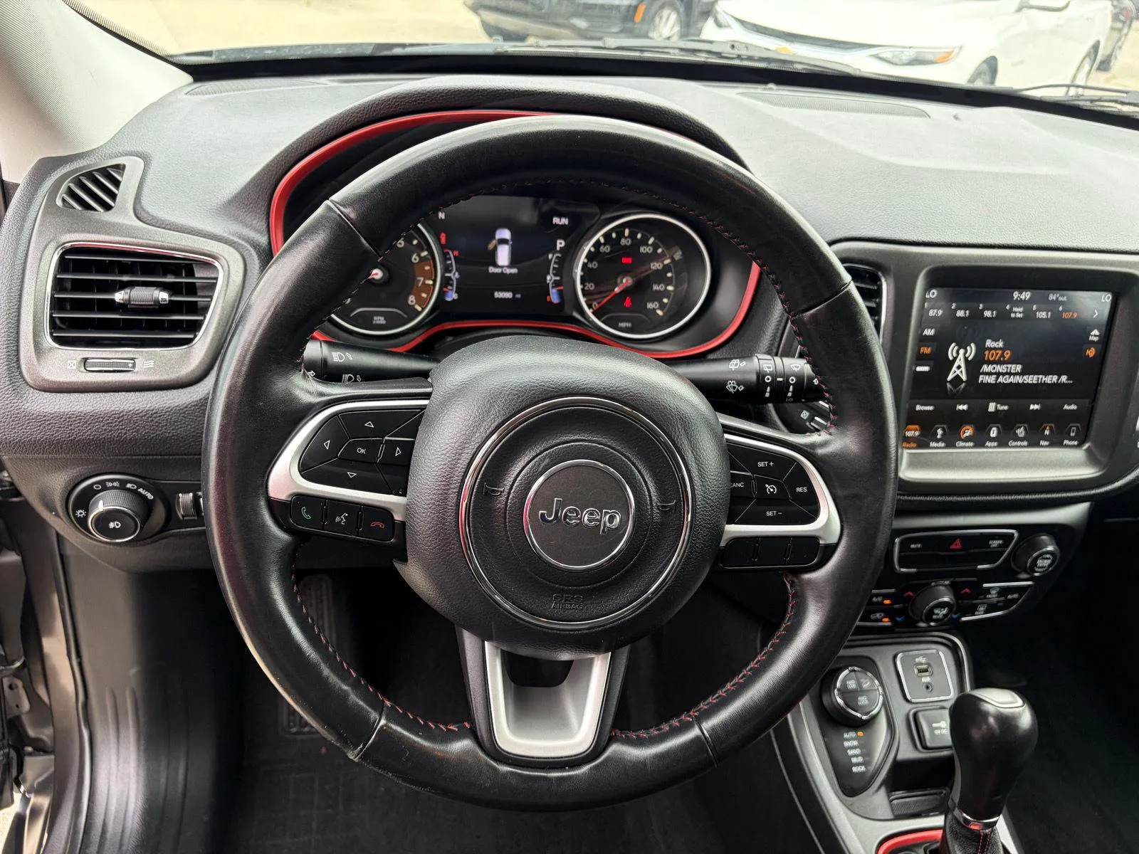 Jeep Compass photo 12