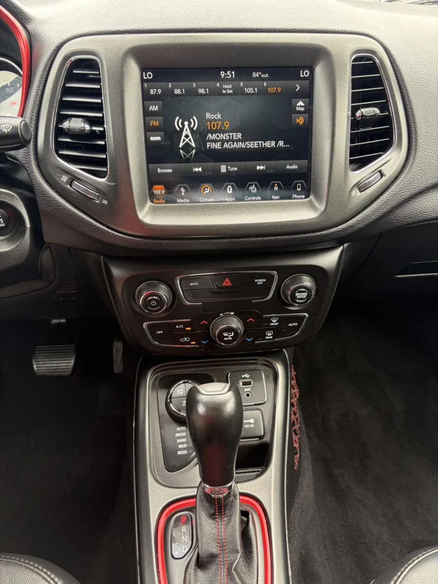 Jeep Compass photo 21