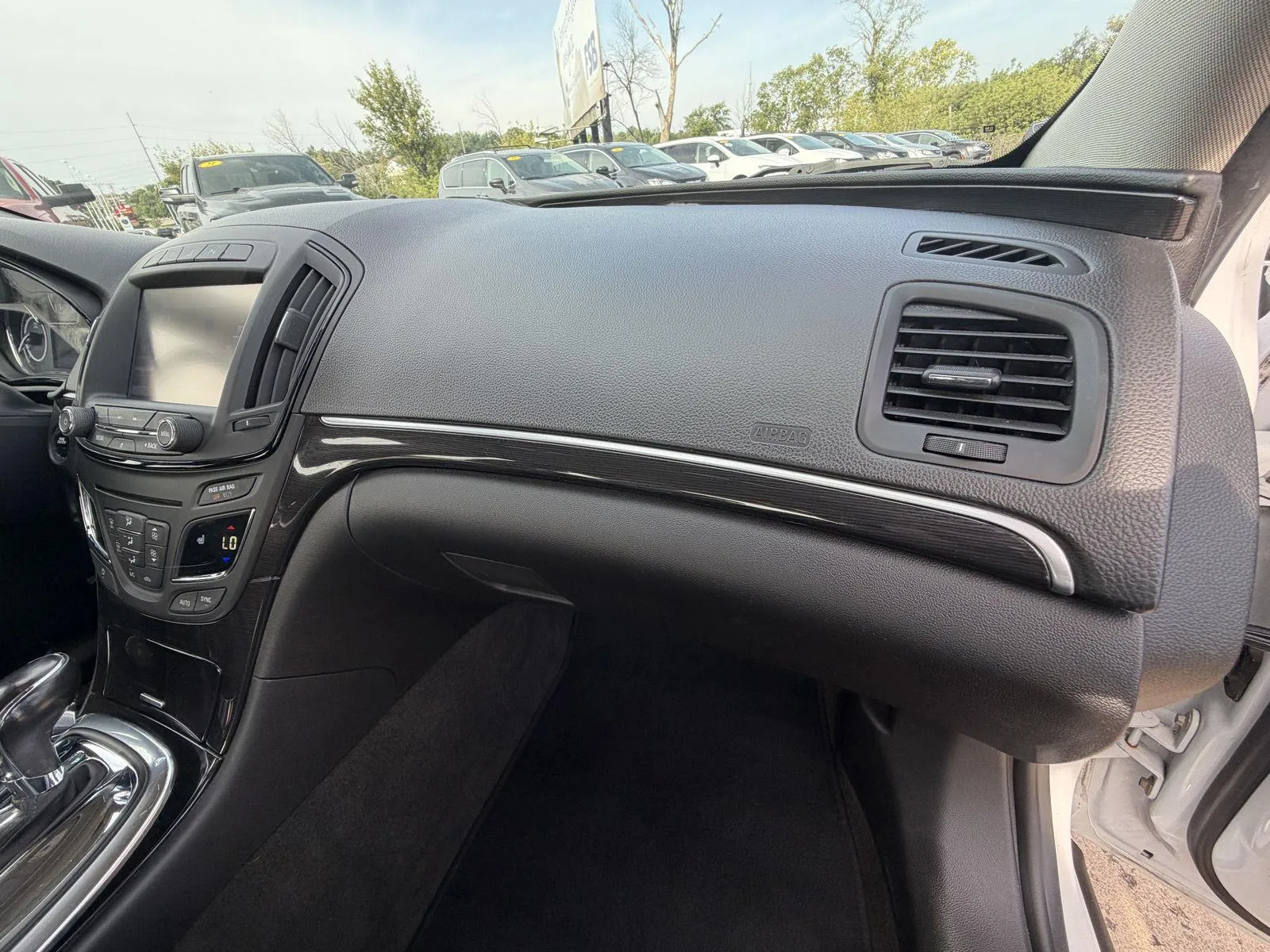 Buick Regal photo 14