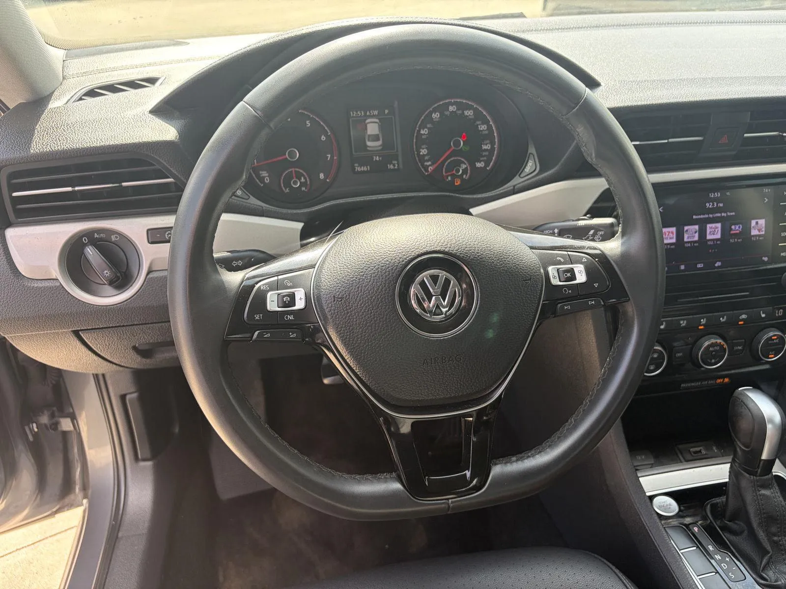 Volkswagen Passat photo 12