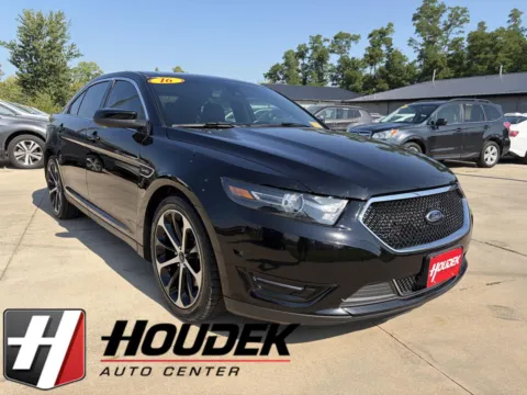 Black 2016 Ford Taurus SHO for sale in Marion, IA