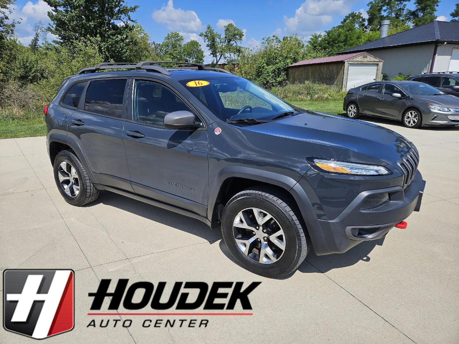 Black 2016 Jeep Cherokee Trailhawk for sale in Marion, IA