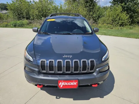 Photos of 2016 Jeep Cherokee Trailhawk for sale in Marion, IA at Houdek Auto Center