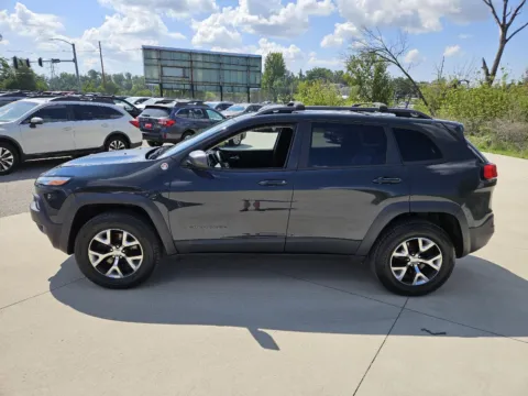 More photos of 2016 Jeep Cherokee Trailhawk at Houdek Auto Center, IA