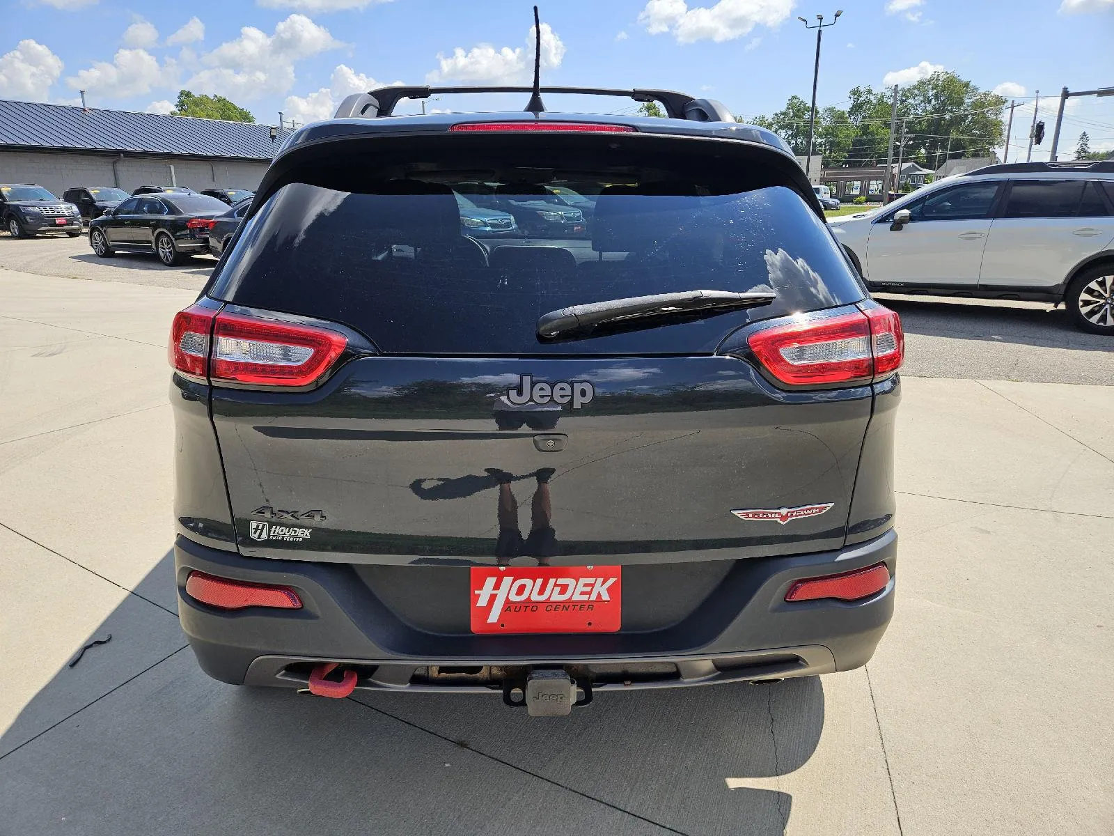Jeep Cherokee photo 7