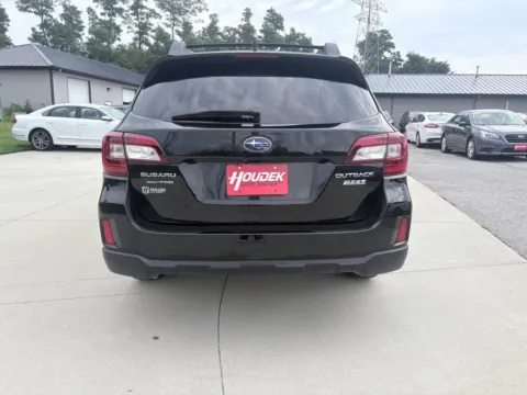 More photos of 2016 Subaru Outback 2.5i Premium at Houdek Auto Center, IA