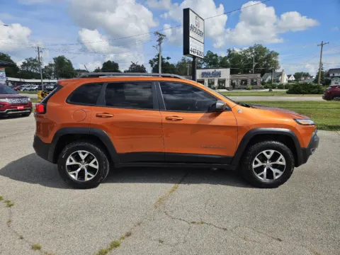 More photos of 2015 Jeep Cherokee Trailhawk at Houdek Auto Center, IA
