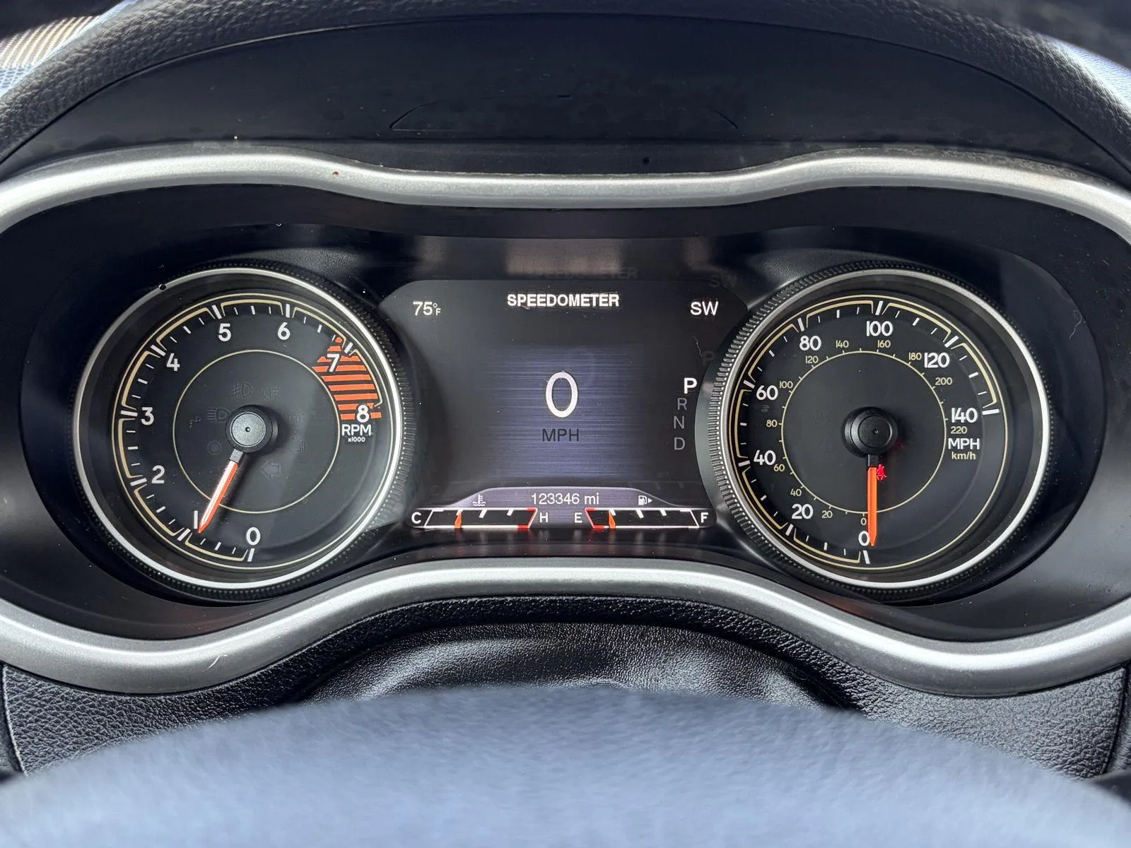 Jeep Cherokee photo 18