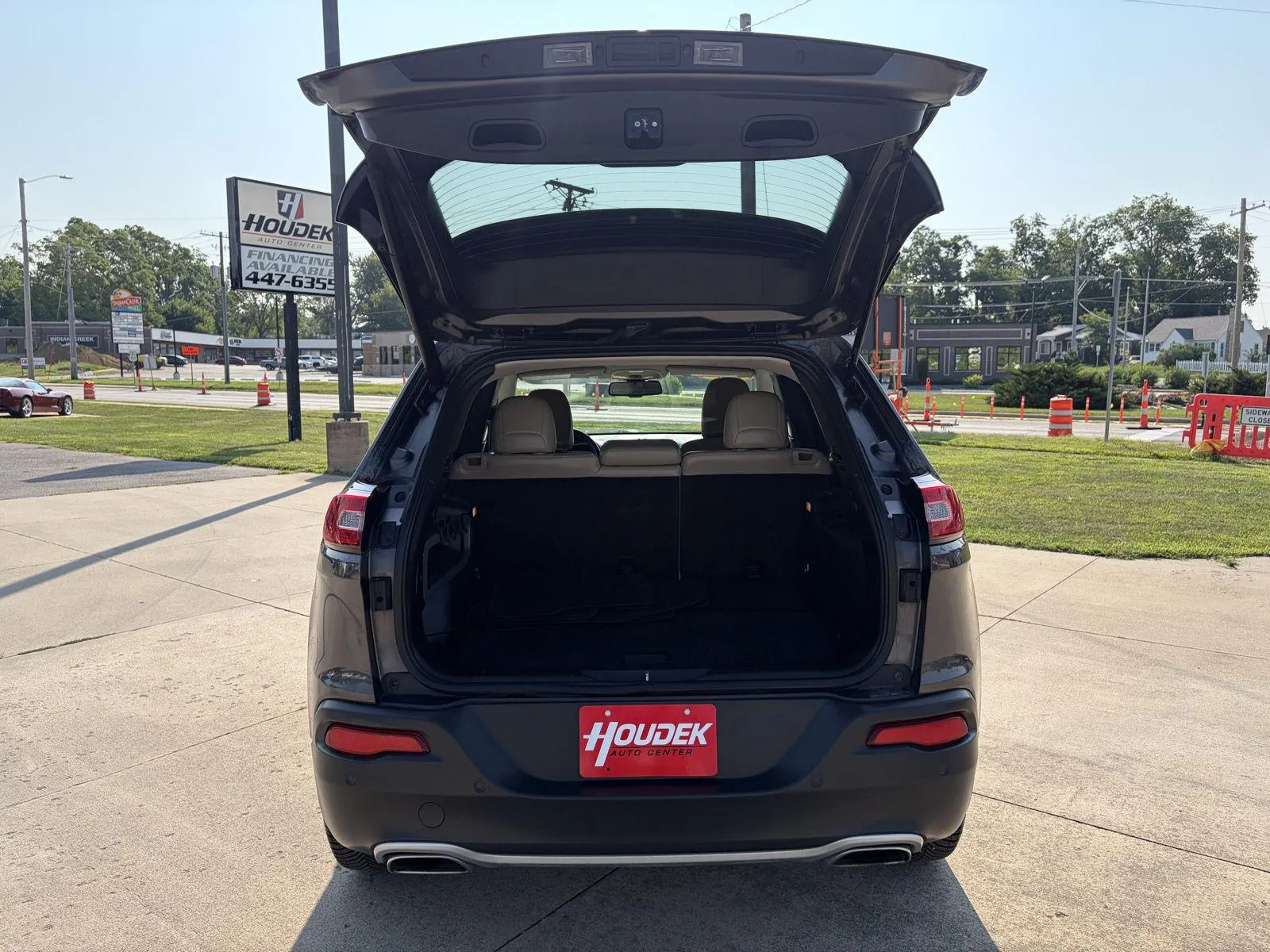 Jeep Cherokee photo 22