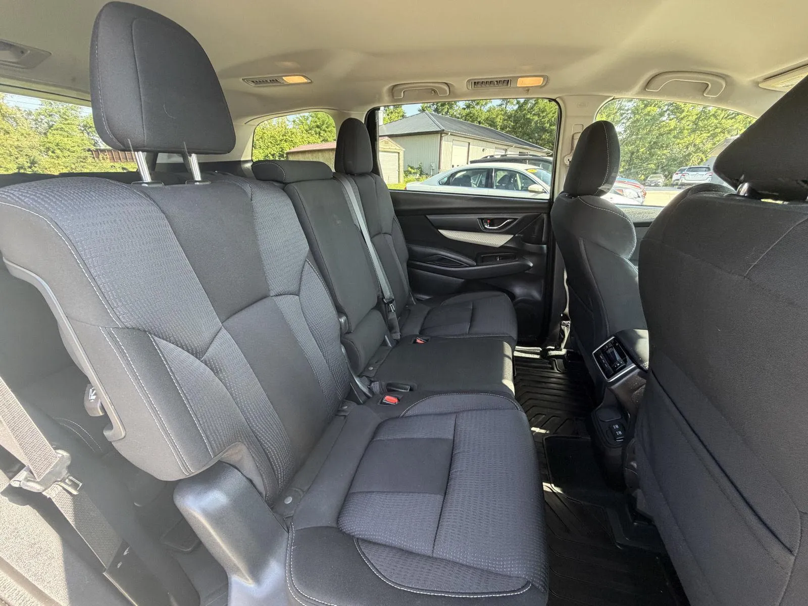 Subaru Ascent photo 16
