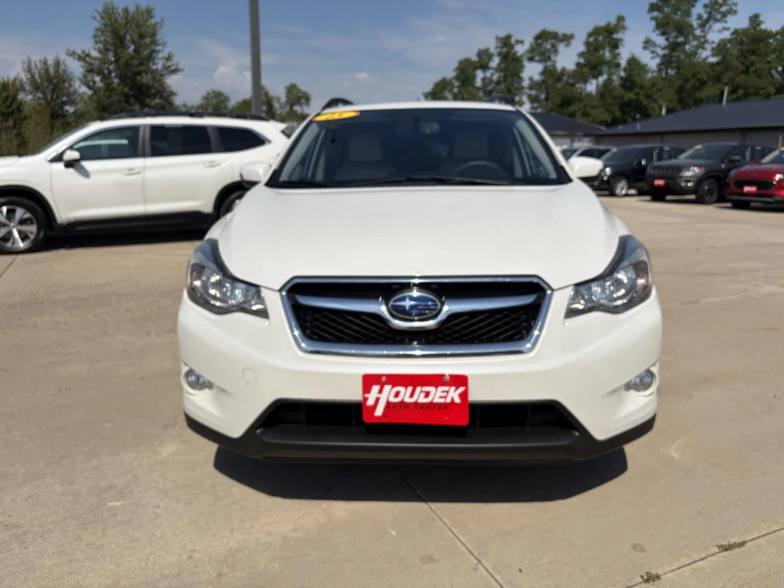 Subaru XV CrossTrek photo 2