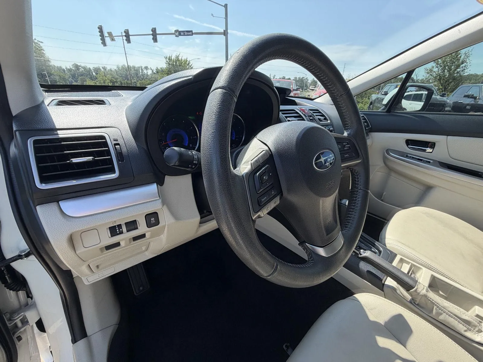 Subaru XV CrossTrek photo 11