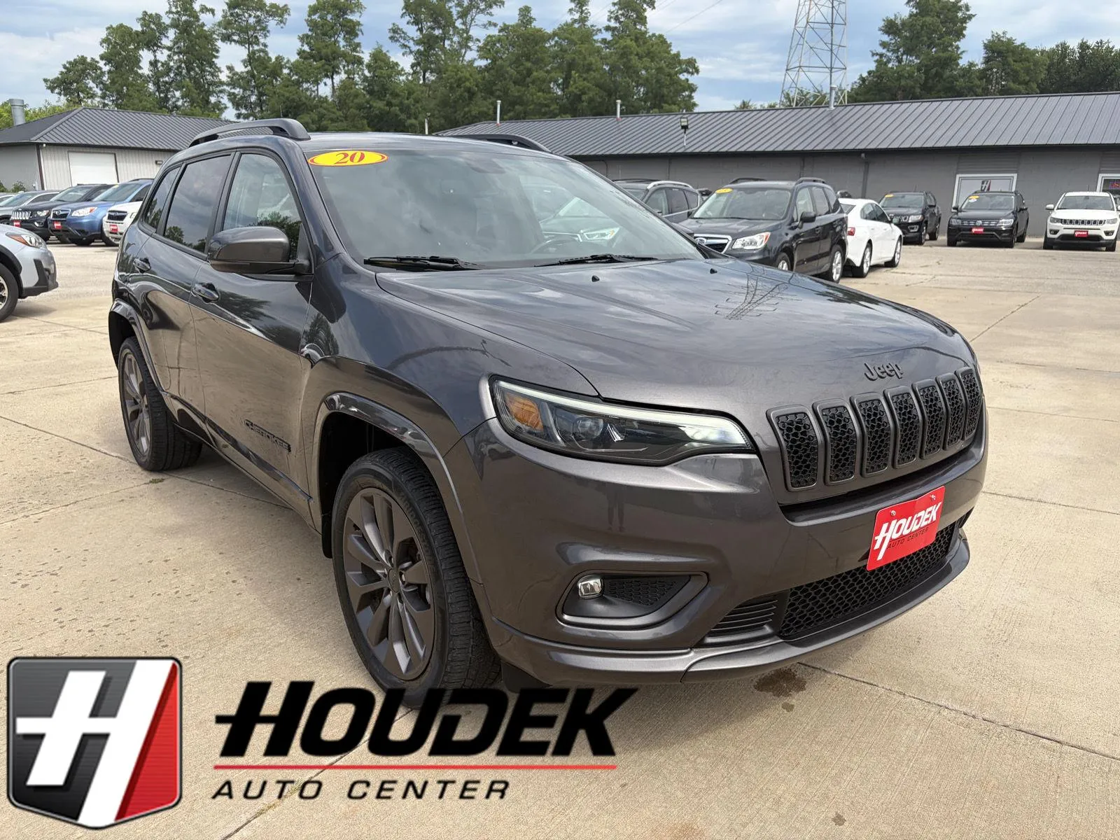 Gray 2020 Jeep Cherokee High Altitude for sale in Marion, IA