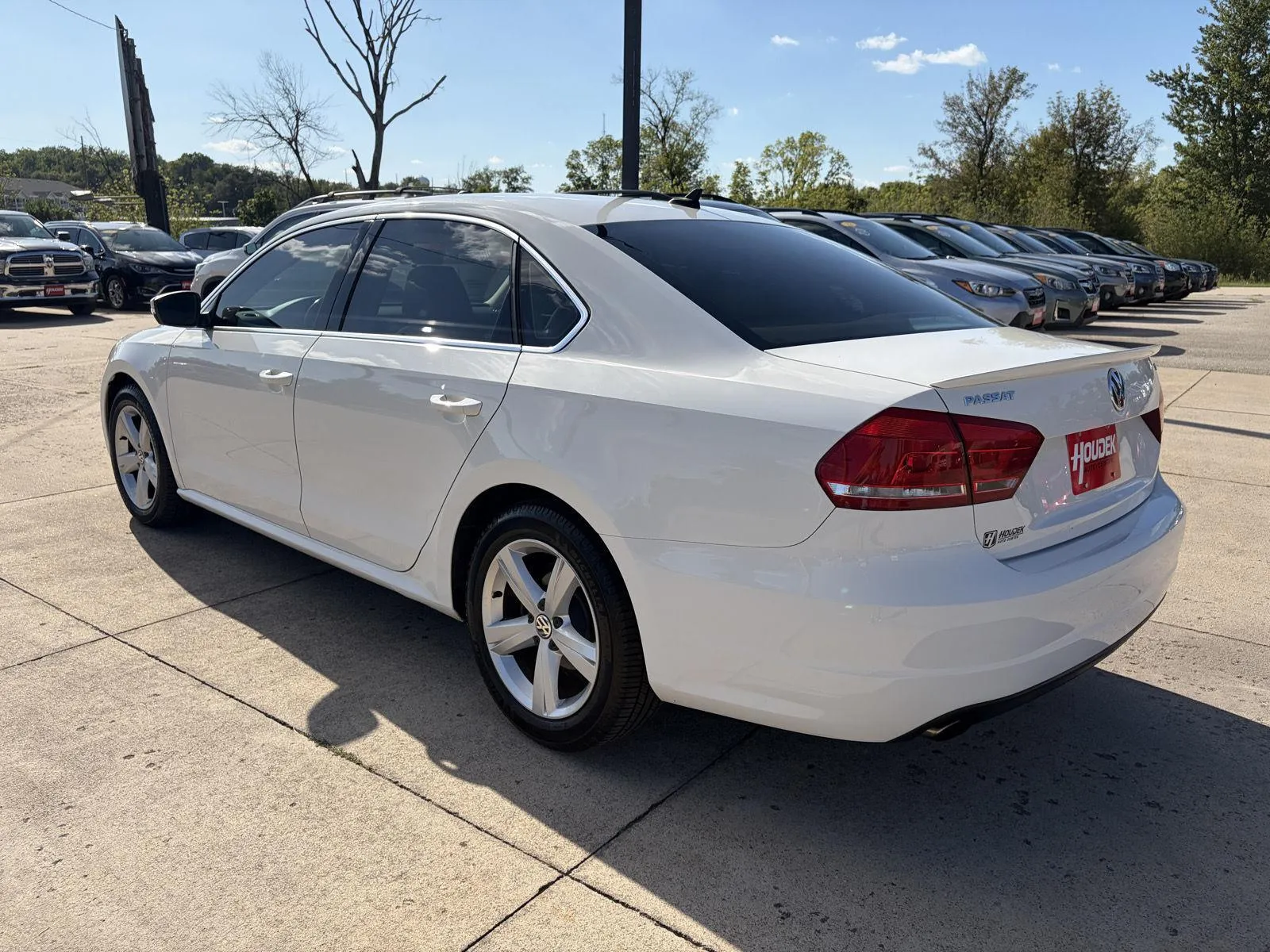Volkswagen Passat photo 6