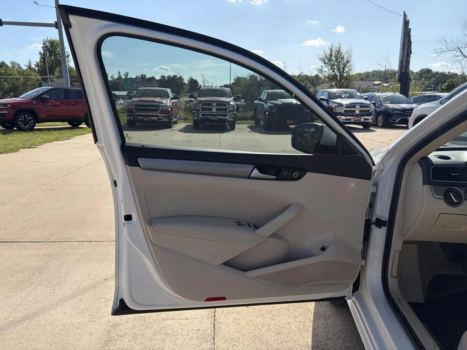 Volkswagen Passat photo 10