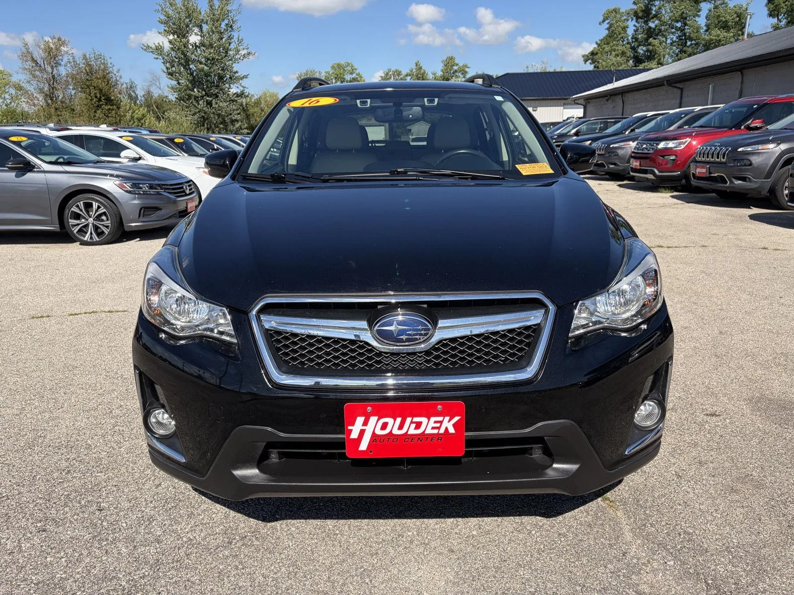 Subaru Crosstrek photo 2