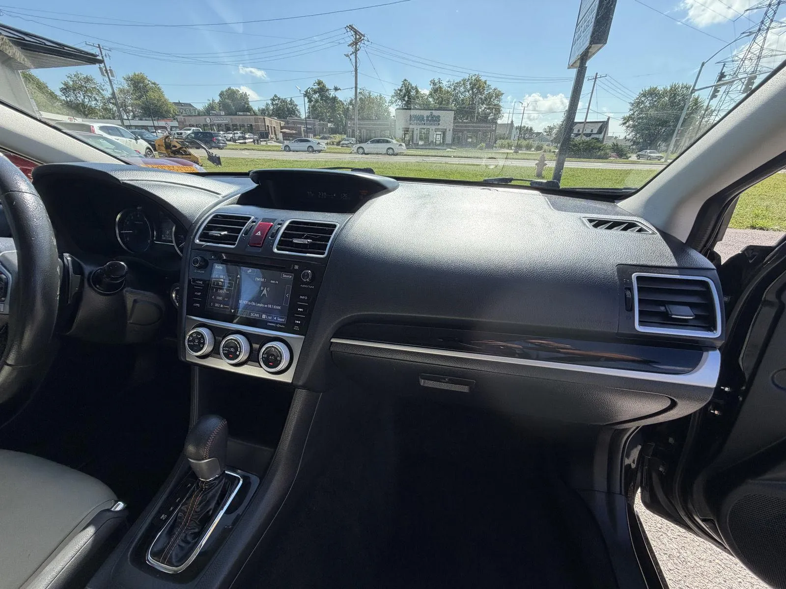 Subaru Crosstrek photo 14