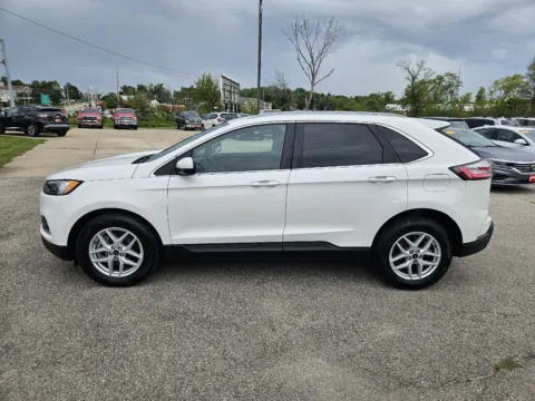 More photos of 2022 Ford Edge SEL at Houdek Auto Center, IA