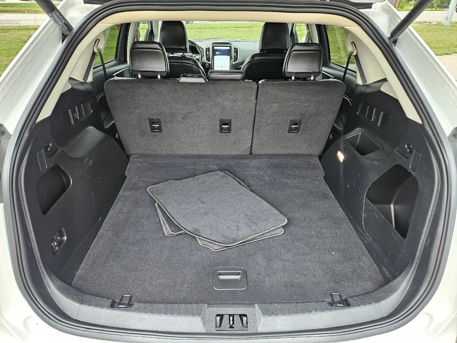 Ford Edge photo 19
