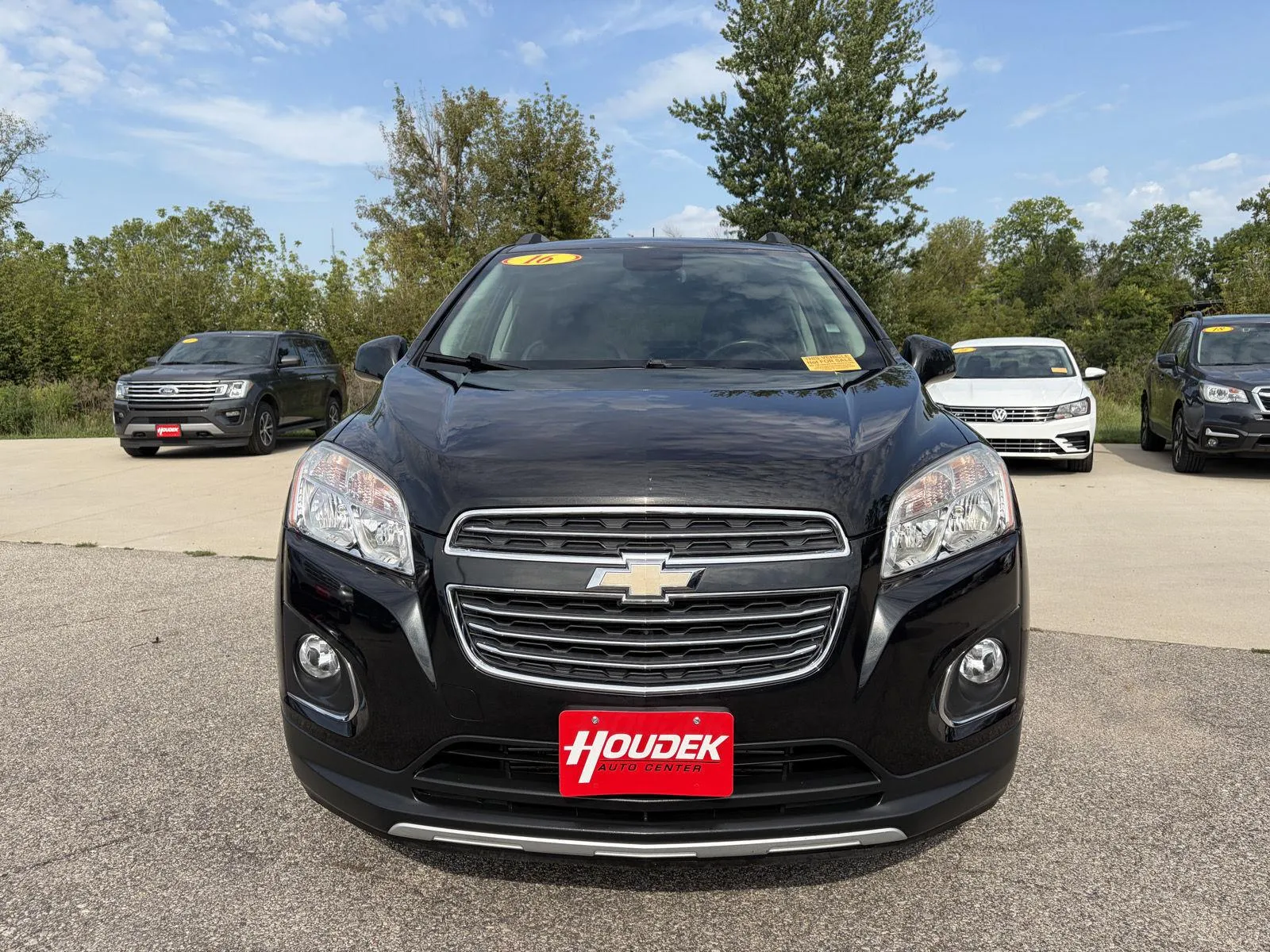 Chevrolet Trax photo 2