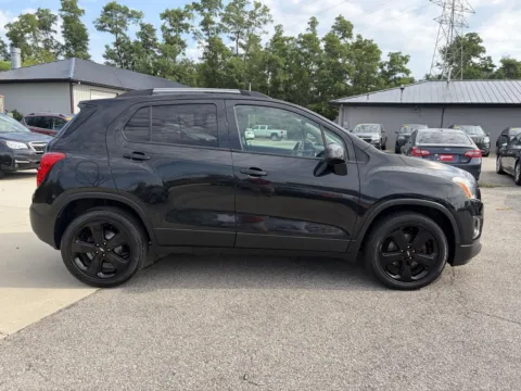 More photos of 2016 Chevrolet Trax LTZ at Houdek Auto Center, IA
