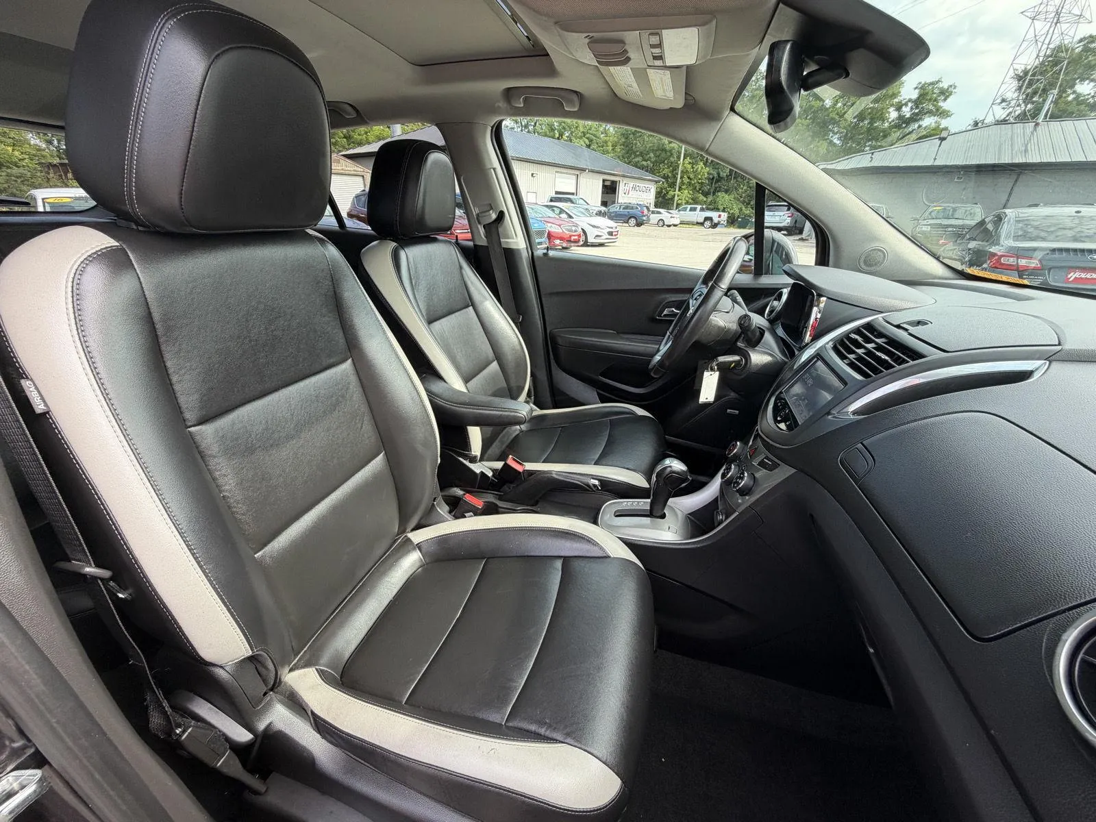 Chevrolet Trax photo 15