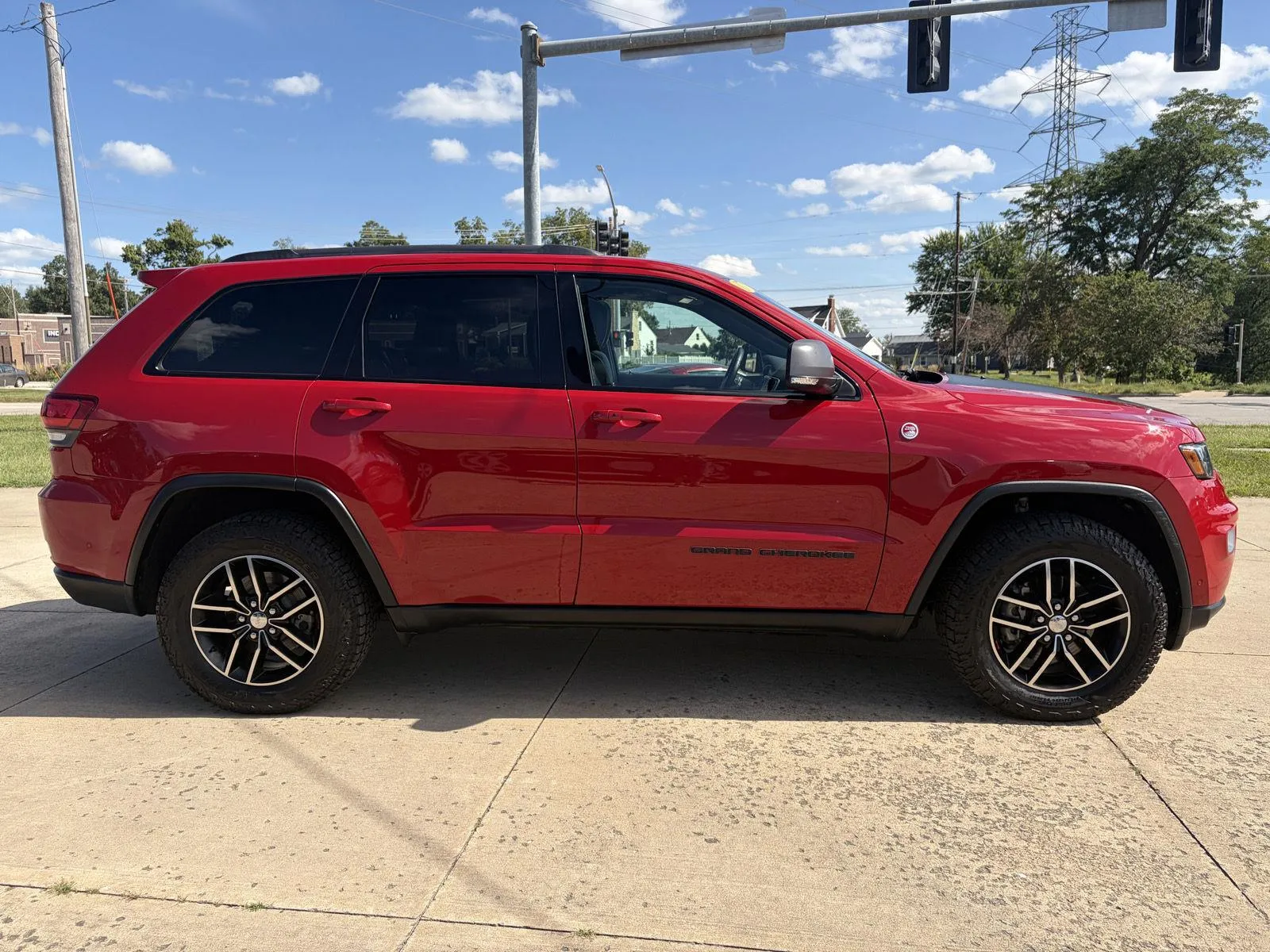 Jeep Grand Cherokee photo 4