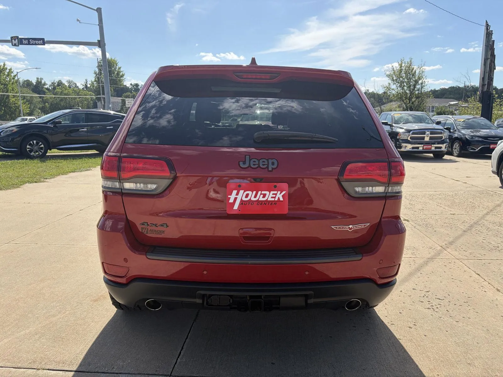 Jeep Grand Cherokee photo 7