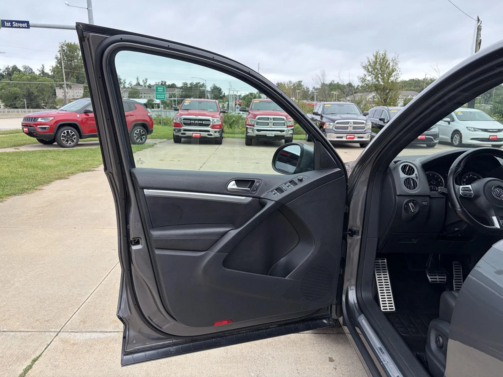 Volkswagen Tiguan photo 10