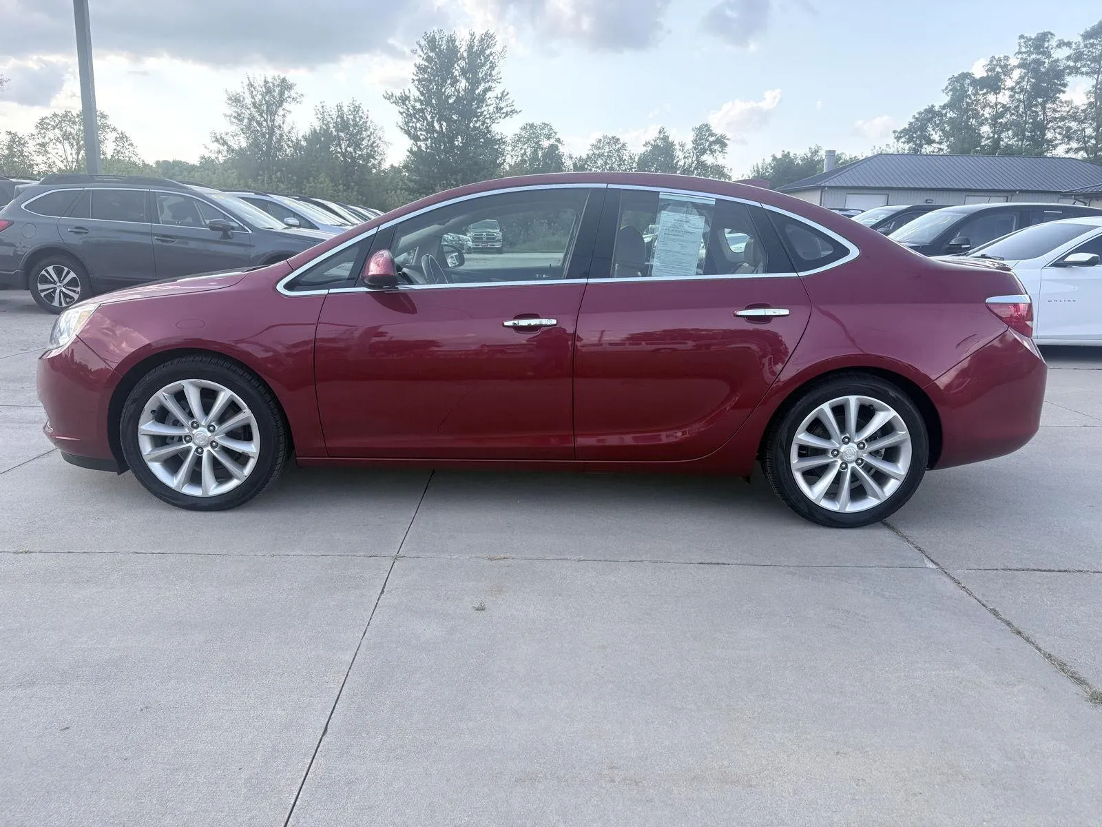 Buick Verano photo 9
