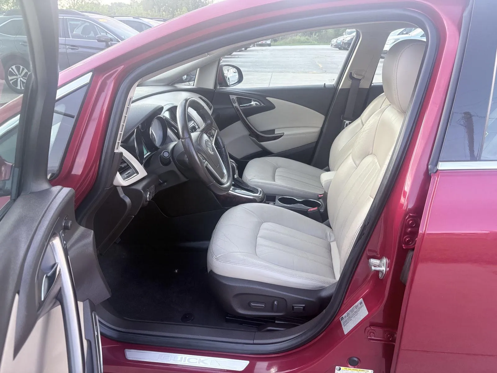 Buick Verano photo 11