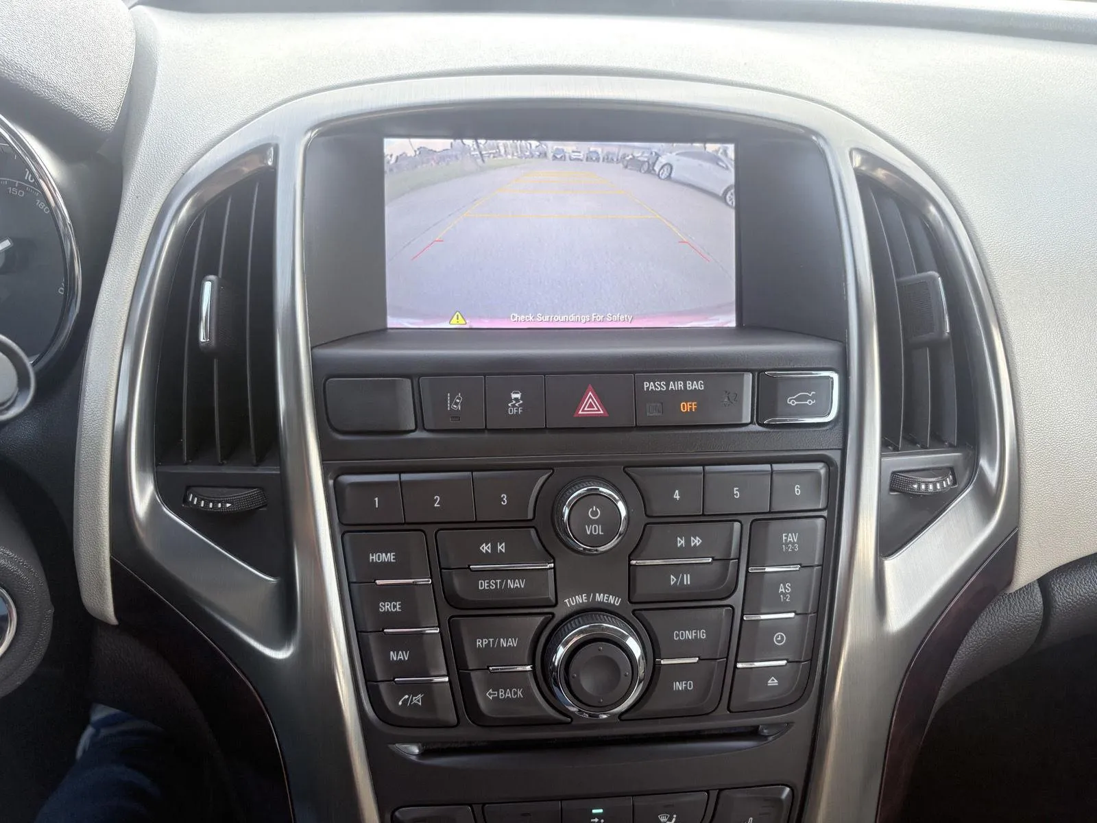Buick Verano photo 14