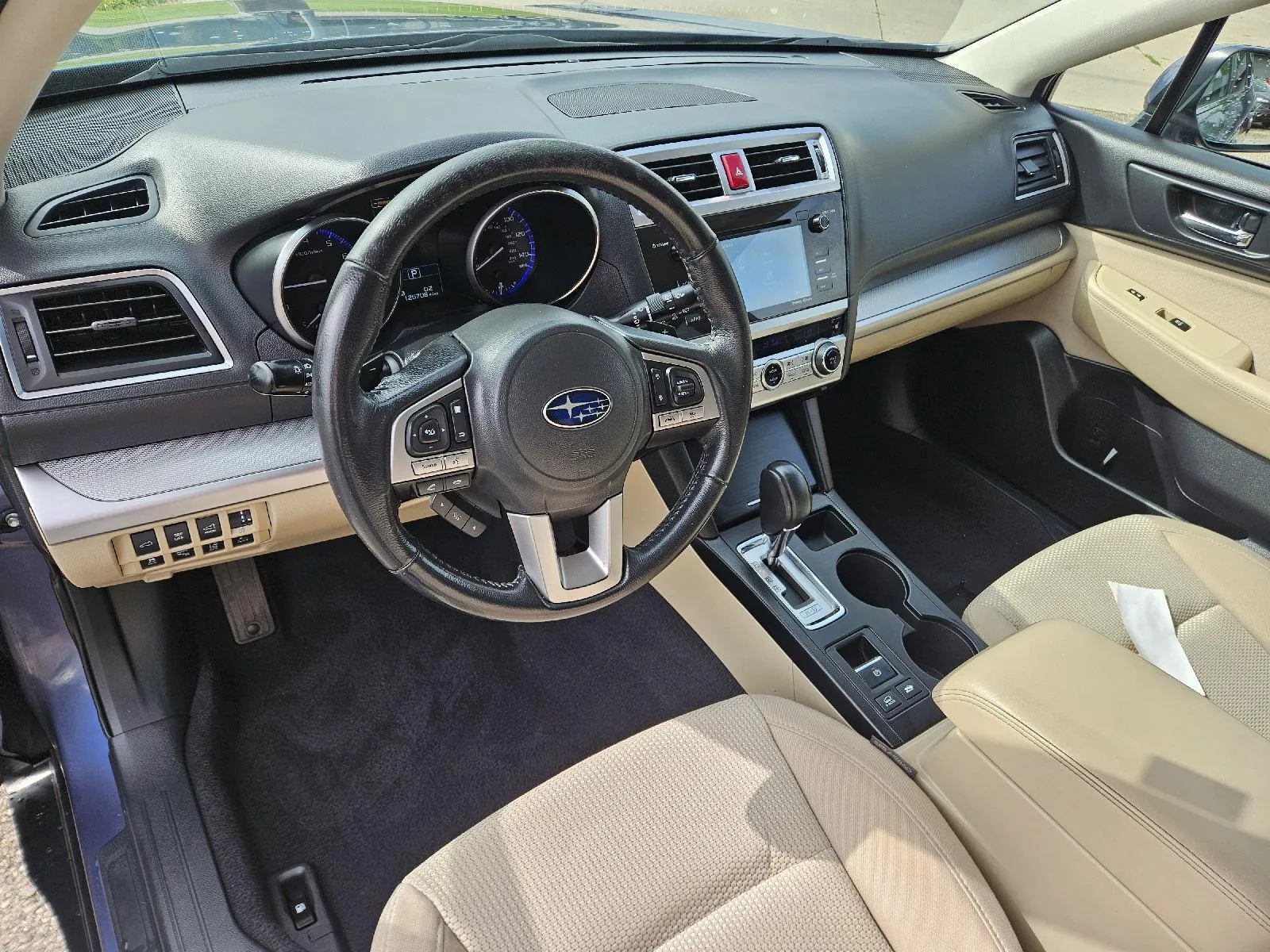 Subaru Outback photo 12