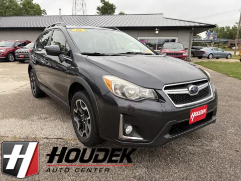 Gray 2016 Subaru Crosstrek Premium for sale in Marion, IA