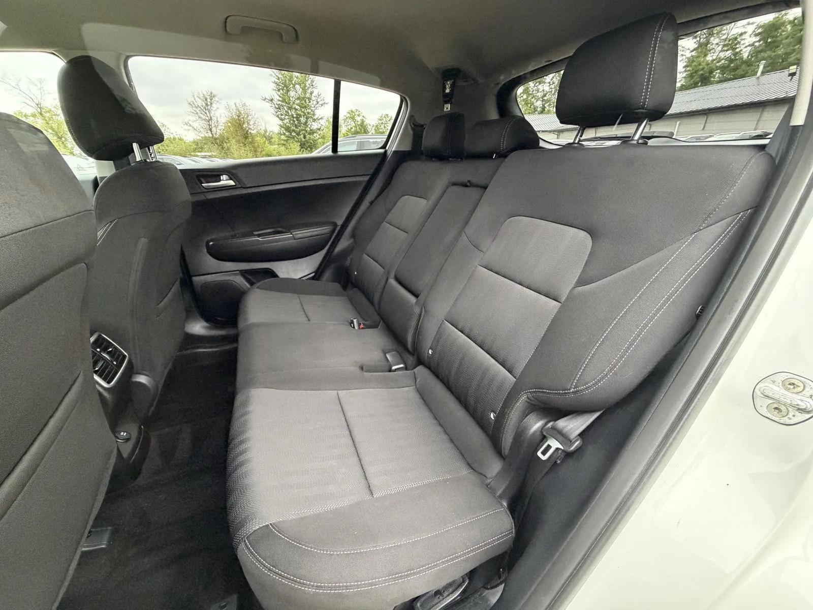 Kia Sportage photo 17