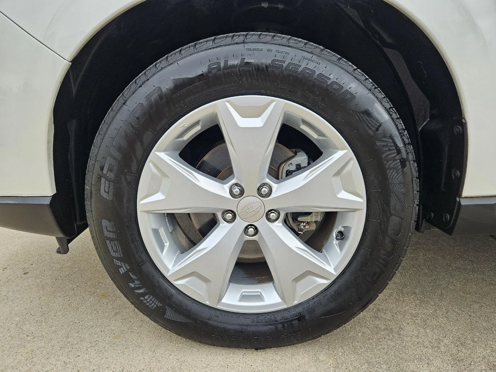 Subaru Forester photo 9