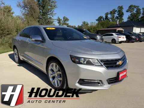 Silver 2018 Chevrolet Impala Premier for sale in Marion, IA