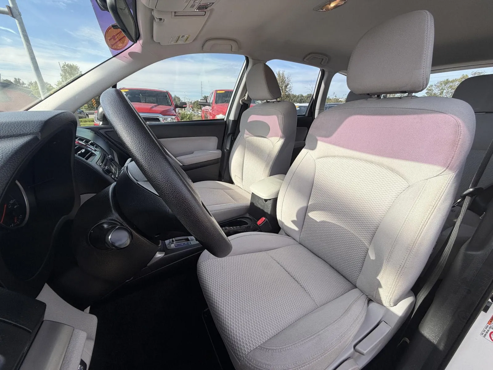 Subaru Forester photo 14