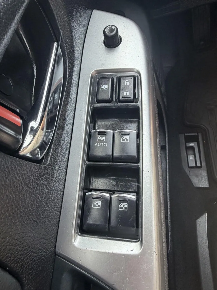 Subaru Impreza photo 24