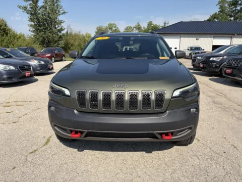 Photos of 2020 Jeep Cherokee Trailhawk for sale in Marion, IA at Houdek Auto Center