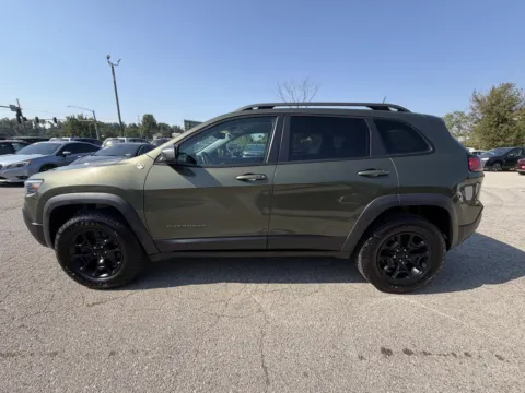 More photos of 2020 Jeep Cherokee Trailhawk at Houdek Auto Center, IA