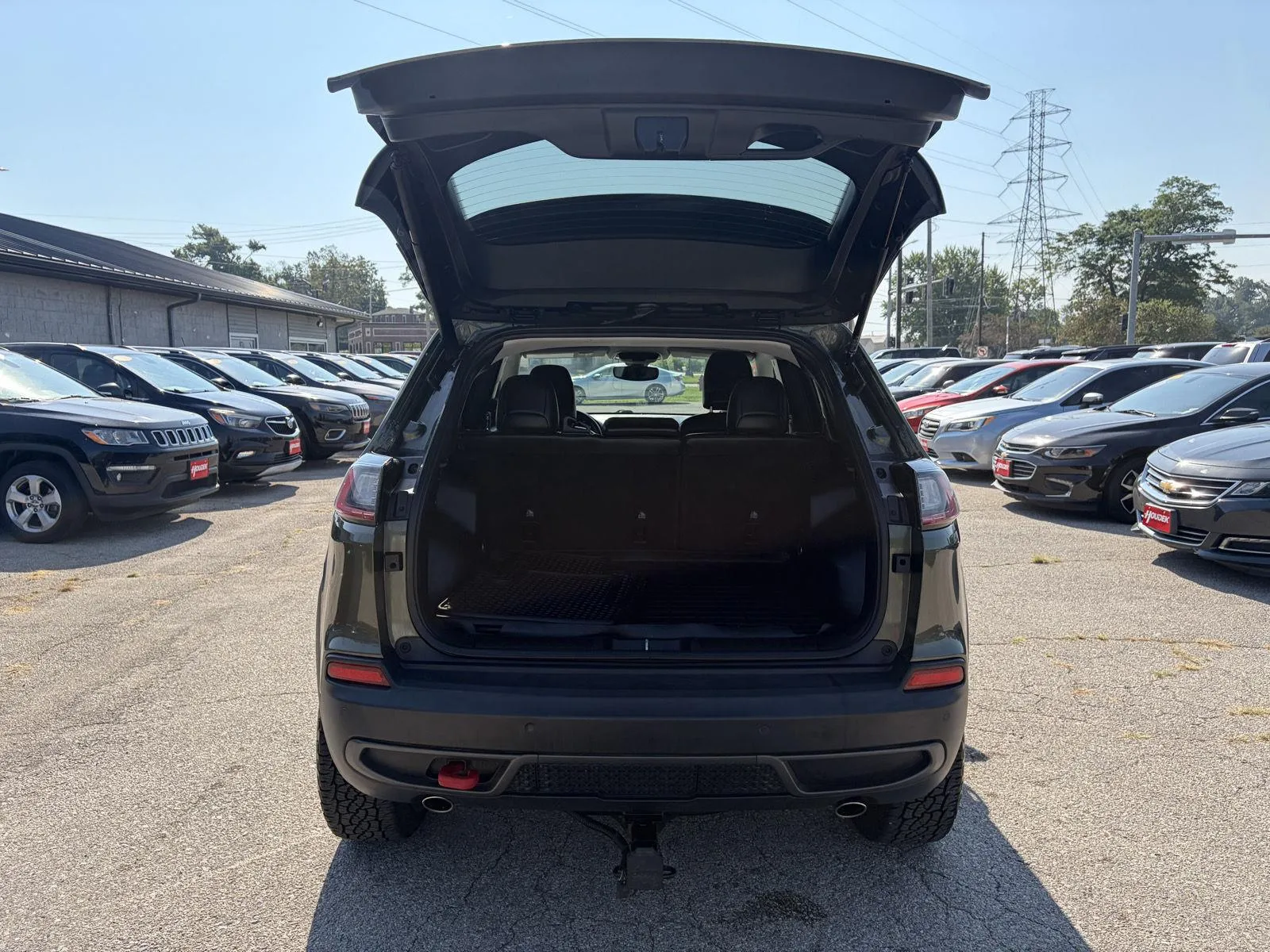 Jeep Cherokee photo 20