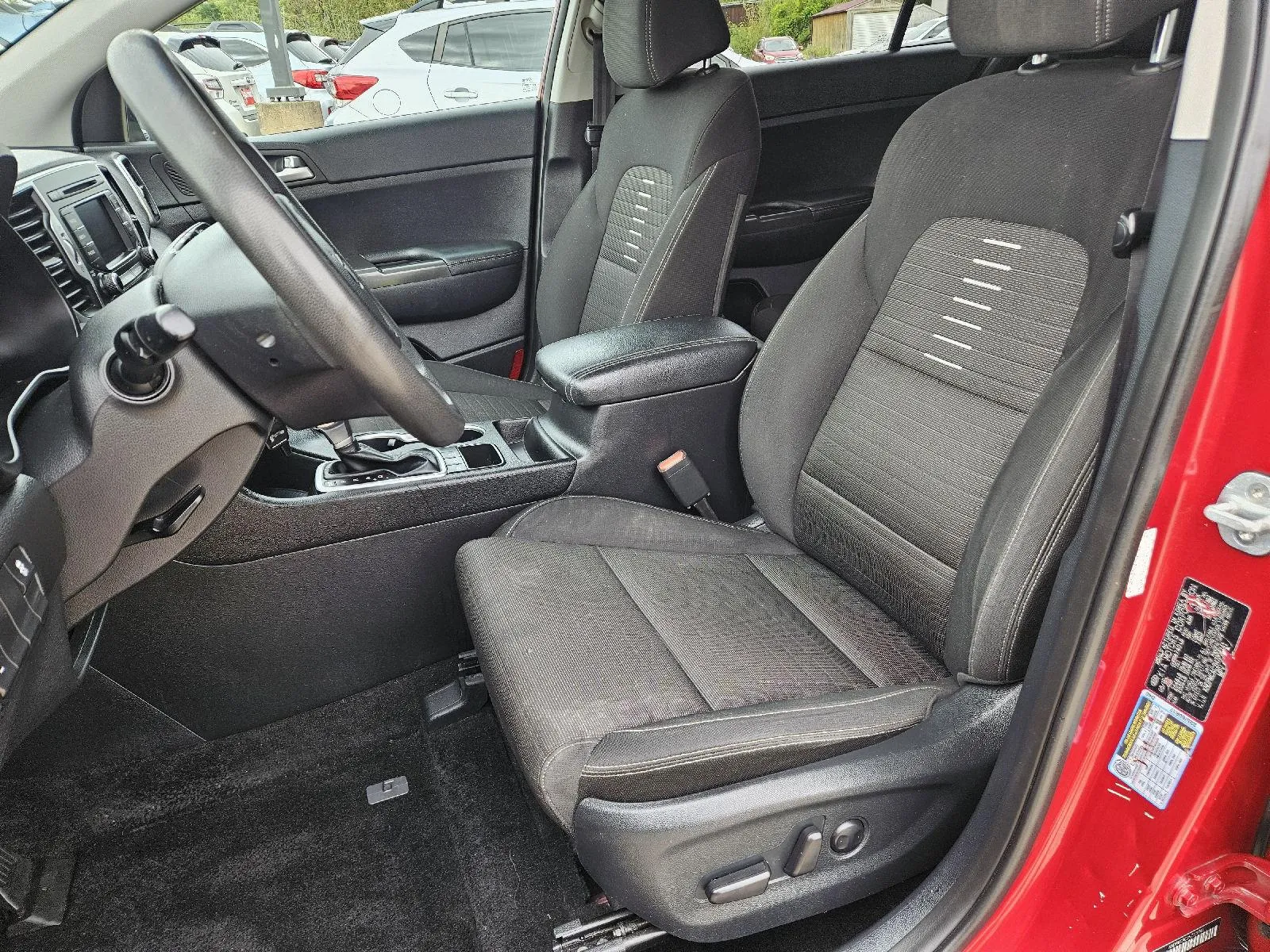Kia Sportage photo 16