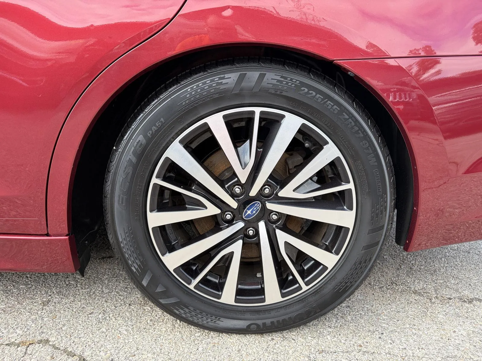 Subaru Legacy photo 9