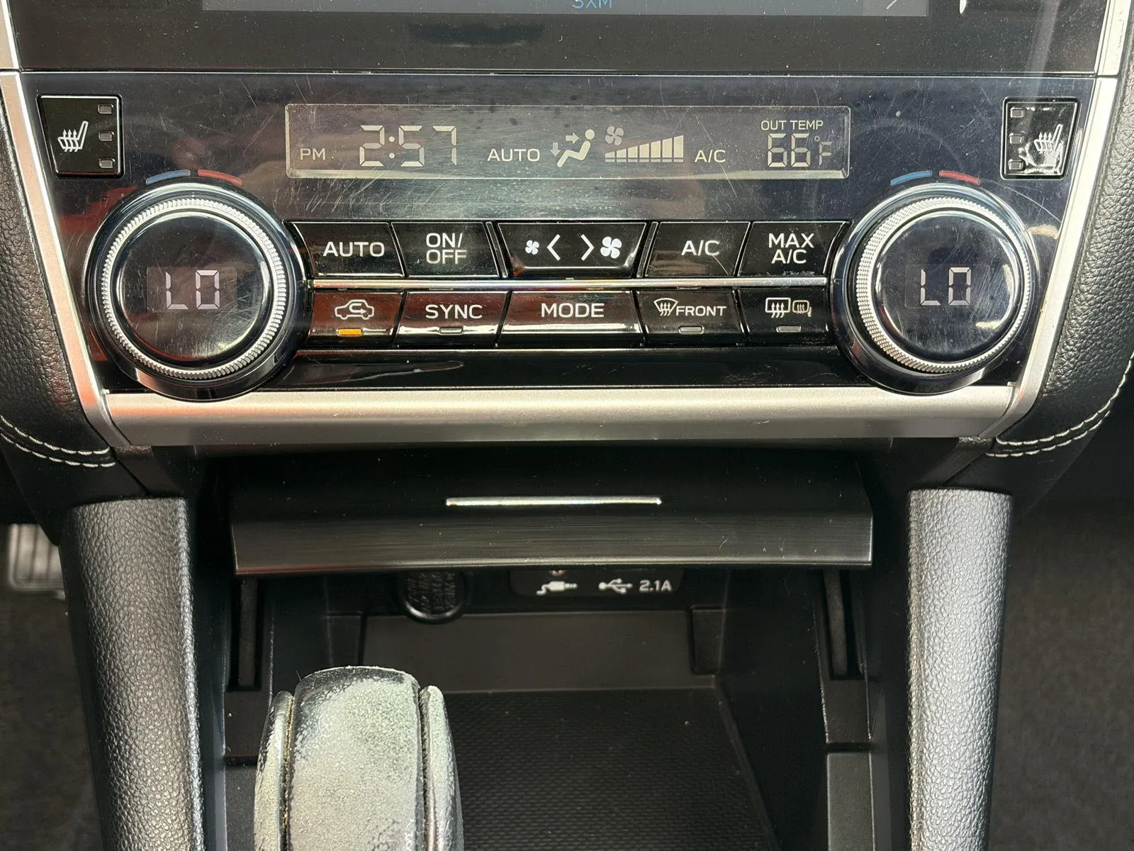Subaru Legacy photo 21