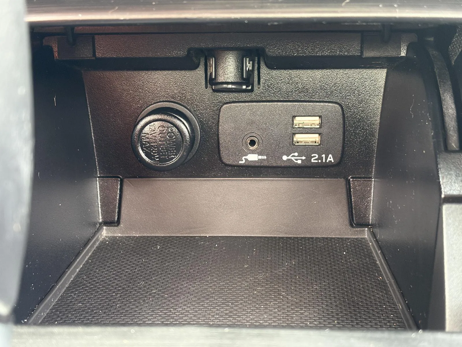 Subaru Legacy photo 22